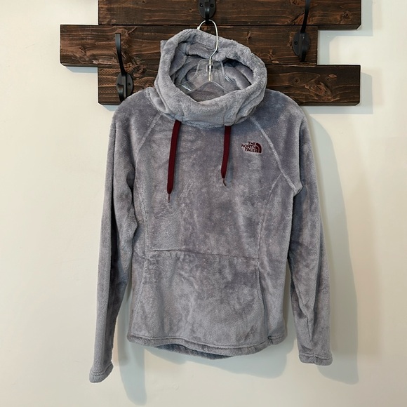 The North Face Pullover Hoodie - Picture 2 of 7